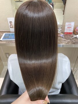 クララ ヒロシマ(CLALA Hiroshima) グレージュカラー