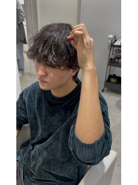 ミリ(milli Produce by ITAKURA) シャドウパーマ