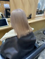 チャプター 問屋町(chapter)&nbsp;ケアブリーチミルクティーベージュカラー切りっぱなし韓国ヘア