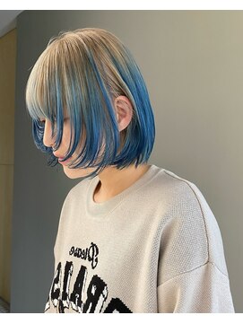 シアター(CIARTOR) ブロンド×ロイヤルブルー