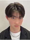 ニュアンスパーマシースルーマッシュ黒髪ツーブロックショート
