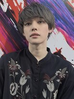 ユーフォリア 渋谷グランデ(Euphoria SHIBUYA GRANDE)&nbsp;ラウンドマッシュ　ニュアンスカラー　グレージュ　MOMO