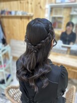 グラムール(Gramour)&nbsp;編み込みハーフアップ