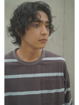 レジュアル(RESSUAL) ミディアムウルフクラシカルパーマ