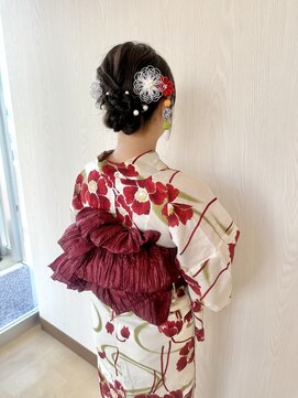 アクイール(ACCUEILLIR) シニヨン×浴衣アレンジ