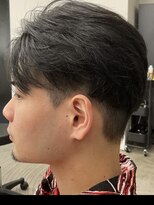 フイ 新宿3丁目(Hui)&nbsp;フェザーパーマ/グレーブルーカラー/刈り上げショートパンク