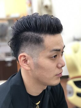 ヘアーサロン くわしろ バーバーショップの写真/【観音寺】お手頃価格なのに高い技術力でリピーター続出!今までとは一味違う自分になれるサロン☆