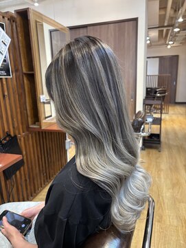 ブリッツ レボ(BLITZ-REVO) シルバーバレイヤージュa