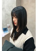 ジーナ 姪浜(Zina)&nbsp;レイヤーカット【zina姪浜】