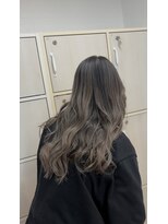 グランルッソ 岡山駅前(GRAN LUSSO)&nbsp;【国富】赤みを抑えた美髪バレイヤージュ