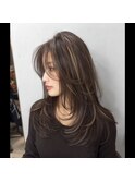 皿がぼかしハイライト/レイヤーカット/大人女性
