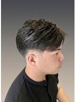 ウエストサイドカットクラブ(West Side Cut Club)&nbsp;センターパートテーパーフェード