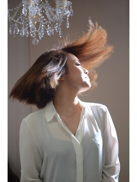 ヘアメイク トルテュ(HAIR MAKE TORTUE) ナチュラルボブ×スモーキーイノセントｂｙTORTUE