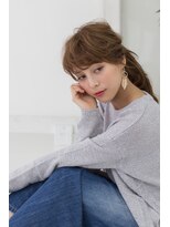 リル(Lilou)&nbsp;【Lilou】大人ナチュラルミディアム　ミンクテール　Lilou 尾形