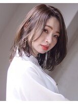 アトリエ フェム(atelier.fem)&nbsp;ツヤ×透け感モーヴグレージュ　リラクシーミディ