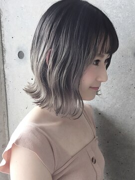 フェレイラ(Ferreira) ハイライトバレイヤージュ