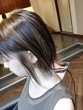 レッドソウル(RED SOUL) ハイライトとインナーカラーデザイン