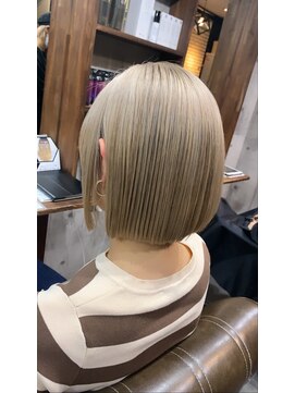 ラフ 難波店(LAFF) #黒髪#ボブルフ#ネビージュ#小顔#ワンレン