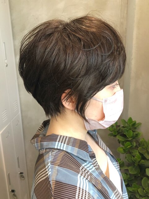 美シルエットの小顔ショート/横浜髪質改善