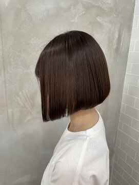 ロアヘアーコーディネート 京都駅前店(LoRE hair coordinate) 前下がり×切りっぱなしボブ