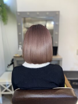 アールサロン アオヤマ(Rr SALON AOYAMA) つるんボブ