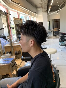 アイズ 海老名(AIZU) スウィングアップバングジェットモヒカンフェードカットショート