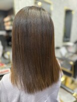 アローズ 久留米店(arose)&nbsp;小顔大人可愛い外ハネシルキーベージュミディ20代30代40代