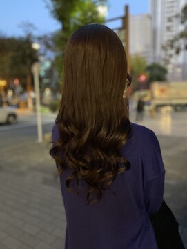 フツーロ 栄(FUTURO) プルエクステ