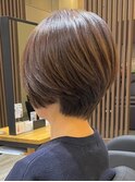 顔周りレイヤーカットグレージュカラーくびれボブショートカット