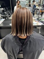 アイズ 本厚木(AIZU)&nbsp;切りっぱなしボブ　アンブレラカラー