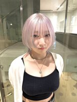 マニア(mania.) ホワイトカラーハイトーンウルフトリプルカラーケアブリーチボブ