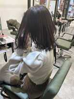 トリニティ 本厚木(trinity)&nbsp;くびれミディアムアッシュグレージュ本厚木