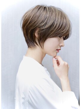 プランツヘアー ハイライトショート