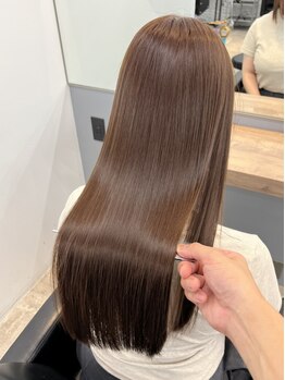 ガーデン アオヤマ(GARDEN aoyama)の写真/ひとり一人の髪質に合わせたトリートメントを提案♪ ワンランク上の艶のある美髪を感じて☆