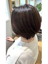 イオ(io)&nbsp;脱白毛染めハイライト