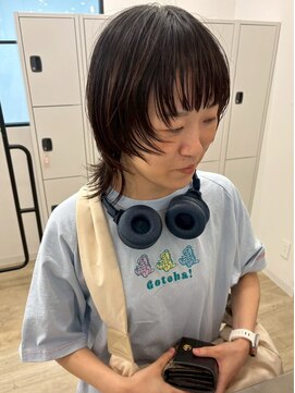 ヌビラ(Nubira) ミディアムヘア顔周りレイヤー/ウルフカット/西千葉