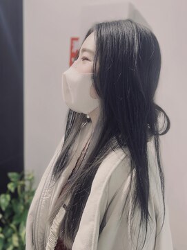 シルバーカラーのインナーカラー