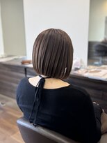 ベルスタ(BELSTA) 前下がりボブ