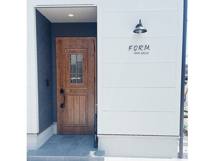 フォルム(FORM)の写真