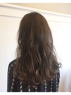 カタチヘアー(HAIR) 。。。。。。。。ロング。。。カタチ。。。。。。。。。。。。。