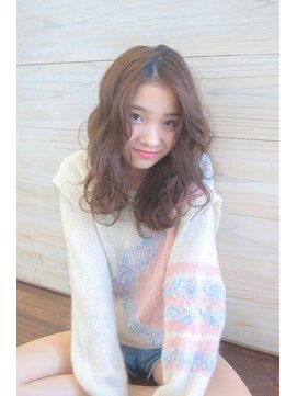 サングース(Sungoose) Sungoose カーキグレージュ大人かわいいフェザーバング