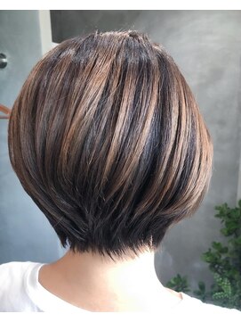 ソイルバイロミー(soil by ROMMY) 乾かすだけでまとまるショート/横浜髪質改善