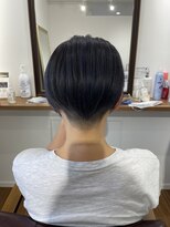 モアナ 逗子(MOANA)&nbsp;ツーブロックショート　ブルー