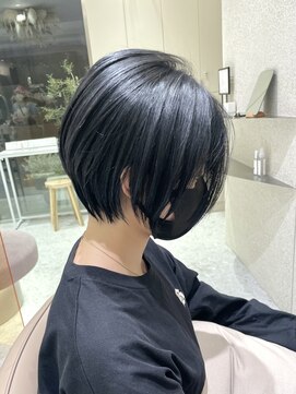 マイル 渋谷(mile) ブルーブラック×ショートスタイル