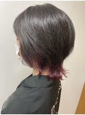ピンクのえりあしウルフ