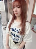 レイヤーカット×ピンクベージュ