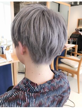 デイズ(days) グレーブリーチデザイン　フェザーショート