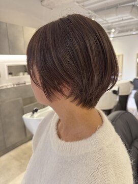 マルフェ 天王寺(marfe) 白髪ぼかしグレージュハイライトショート透明感カラー