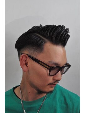 ヒロ銀座 バーバーショップ 札幌本店(HIRO GINZA BARBER SHOP) ハイクラウン73スキンフェード