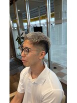 スタイル 皆実店(STYLE)&nbsp;ホワイトシルバー×フェードスタイル